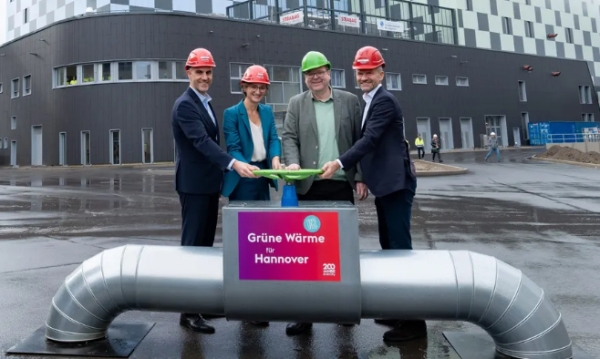 b5324a18332f9dff44040155abc43510