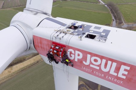 Искусственный интеллект помог оценить риск столкновения птиц с ветряками