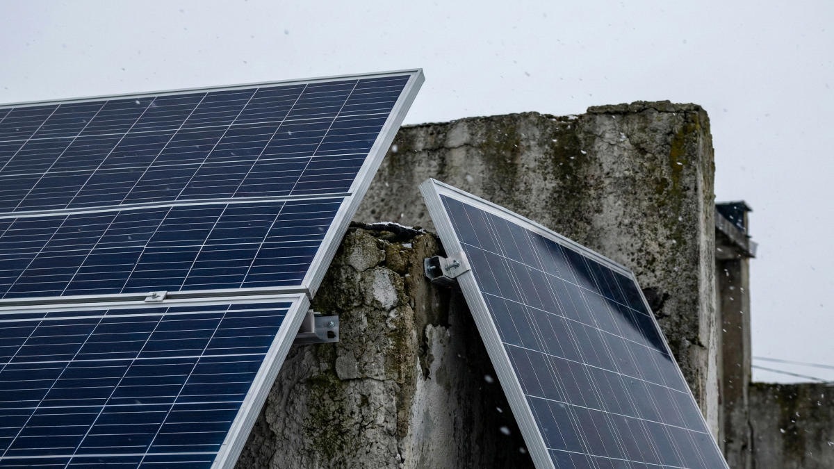 Украина дерегулирует рынок установки солнечных панелей для зданий