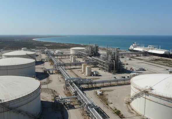 1777479516497-zqb77pfl8j